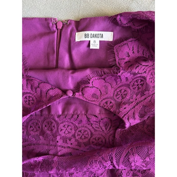 BB Dakota Women's 8 Purple Rhianna Illusions Fit & Flair Open Back Lace Dress - Picture 3 of 11